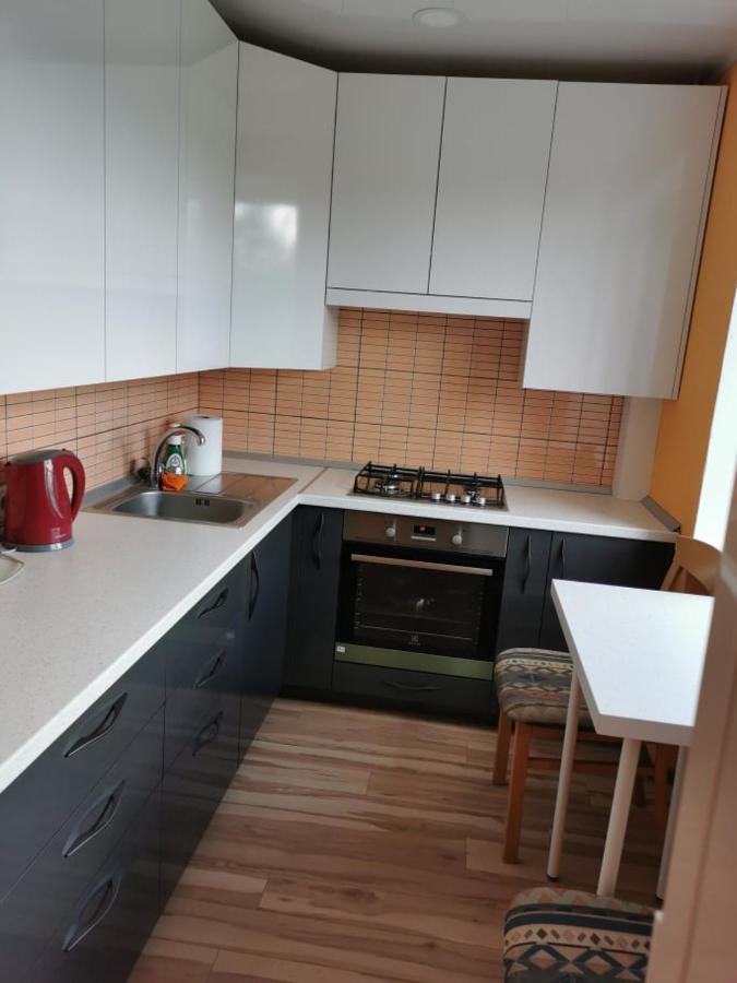 Laisves 10 Leilighet Telšiai Eksteriør bilde